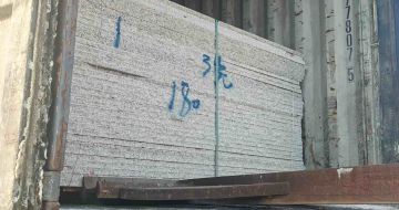 定西 芝麻白花岗岩石材3.0公分光面毛板装柜出货