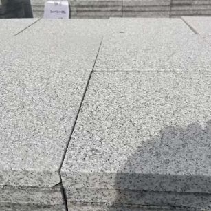 定西 白麻花岗岩石材推荐 荔枝面地铺石