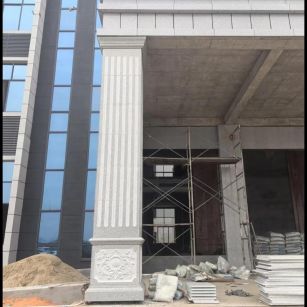 定西 芝麻白光面花岗岩门楼大柱（罗马柱）配雕花底座