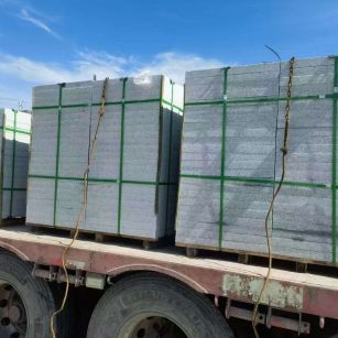 定西 芝麻白花岗岩地铺石装车日常