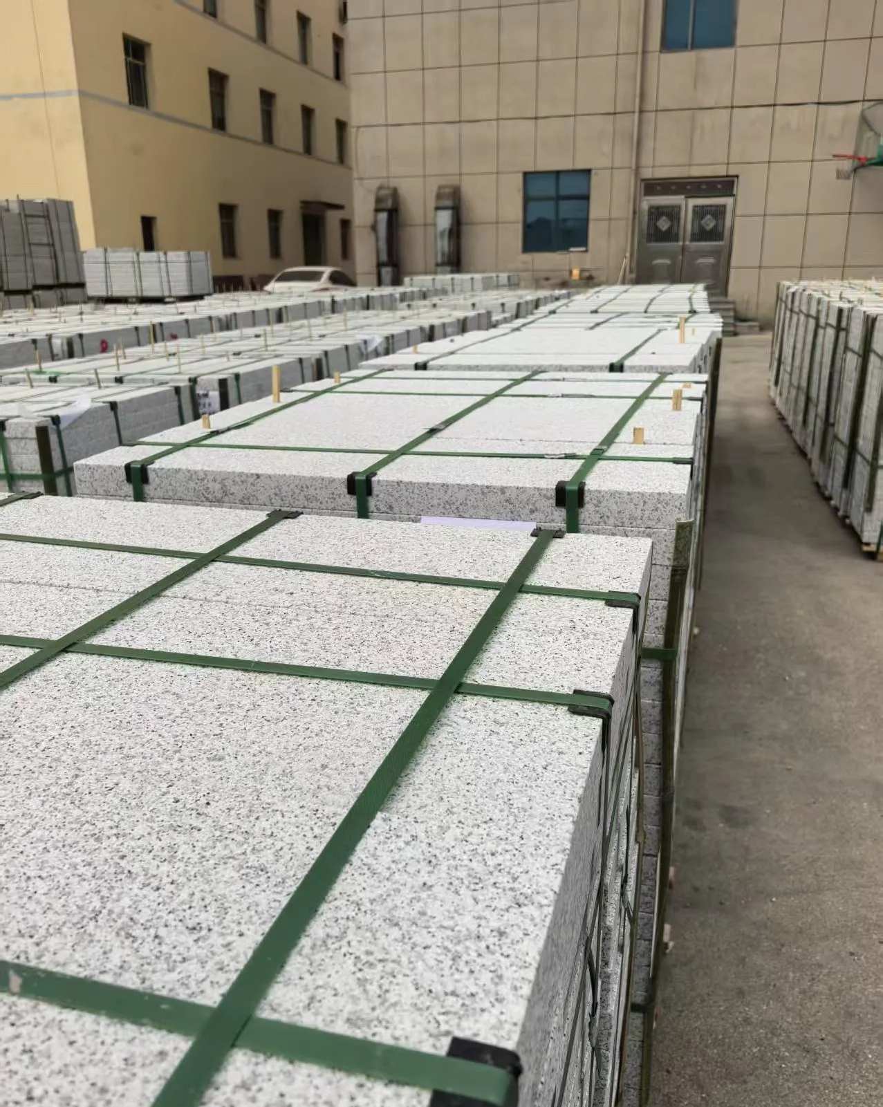 定西 白麻花岗岩5.0公分荔枝面地铺石