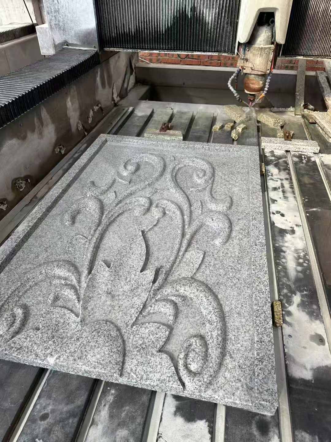 定西 白麻别墅干挂雕花板