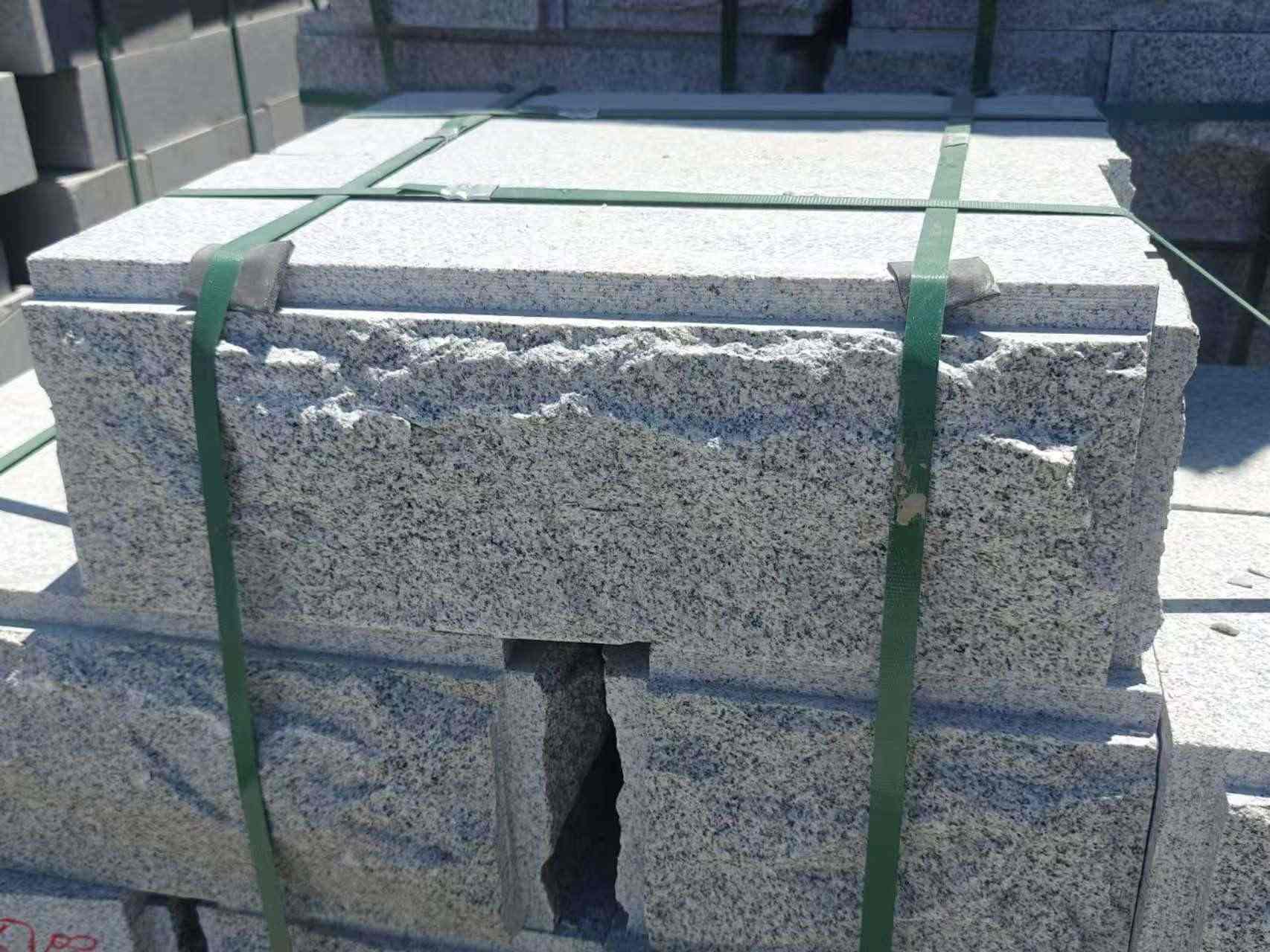 定西 芝麻白花岗岩自然面成品