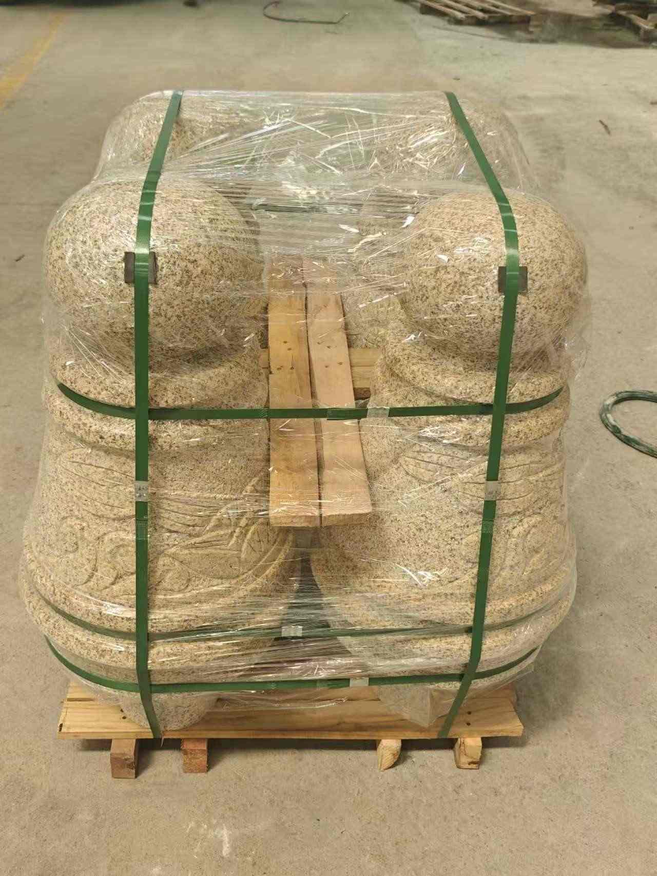 定西 黄金麻异形定制雕花——棒棒糖挡车柱