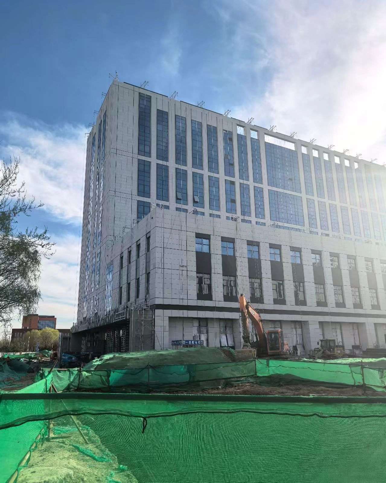 定西 白麻花岗岩石材外墙干挂