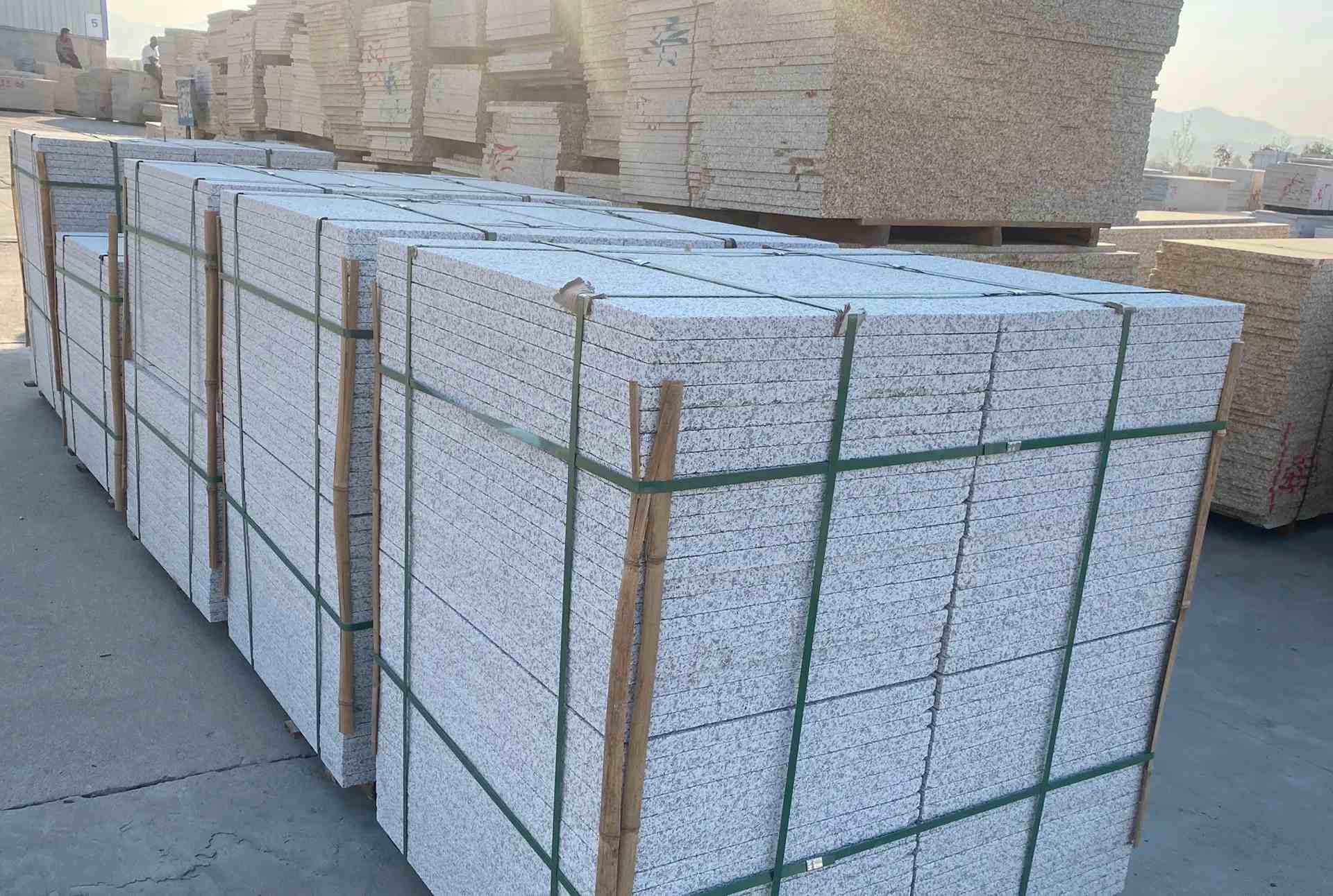 定西 白麻花岗岩荔枝面地铺石