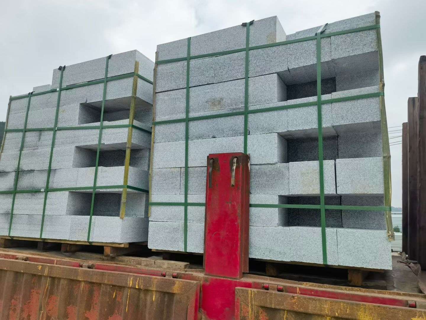 定西 芝麻白花岗岩路沿石，平石，路侧石，马路牙子，路缘石，立缘石，平缘石等