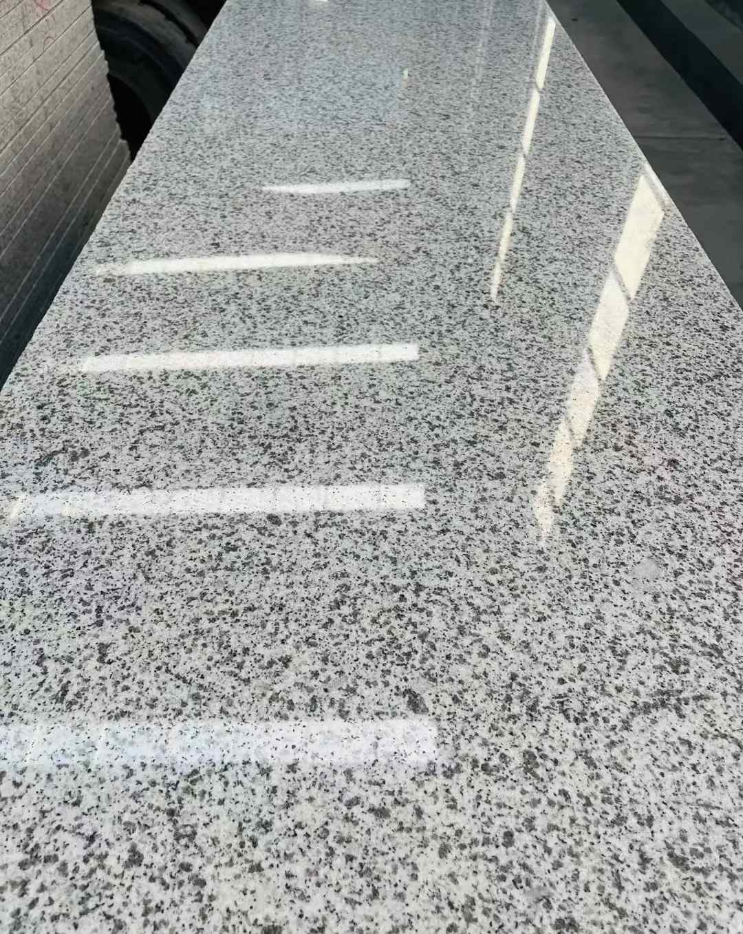 定西 白麻花岗岩光面毛板