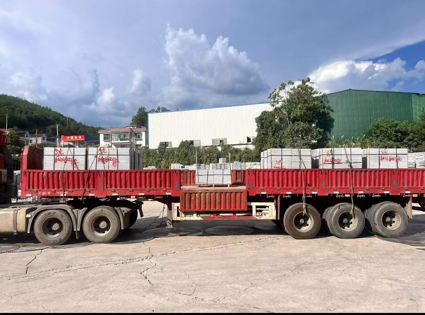 定西 芝麻灰花岗岩地铺石出货日常